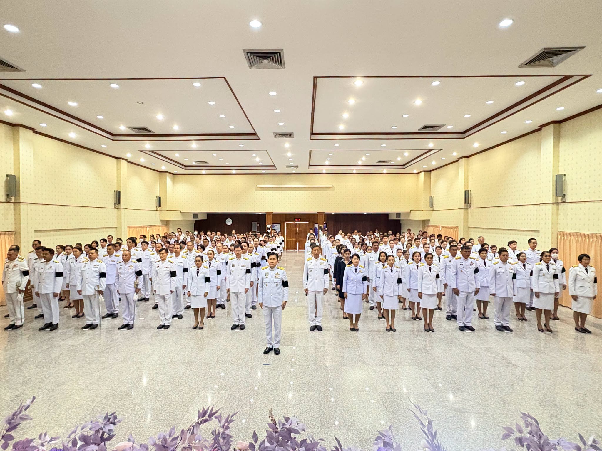 title - ปฏิรูปที่ดินจังหวัดเพชรบุรี มอบหมายให้นายศุภกิจ แก้วทรงเกษ นายช่างสำรวจชำนาญงาน พร้อมด้วยเจ้าหน้าที่ ส.ป.ก.เพชรบุรี ร่วมพิธีเนื่องในวันคล้ายวันประสูติพระเจ้าวรวงศ์เธอ พระองค์เจ้าโสมสวลี กรมหมื่นสุทธนารีนาถ